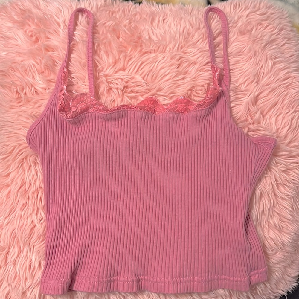 pink crop trop